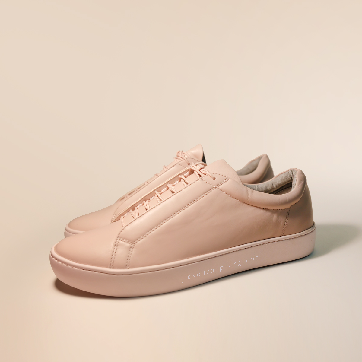 GIÀY SNEAKERS DA BÒ XUẤT XỊN VAGABOND
