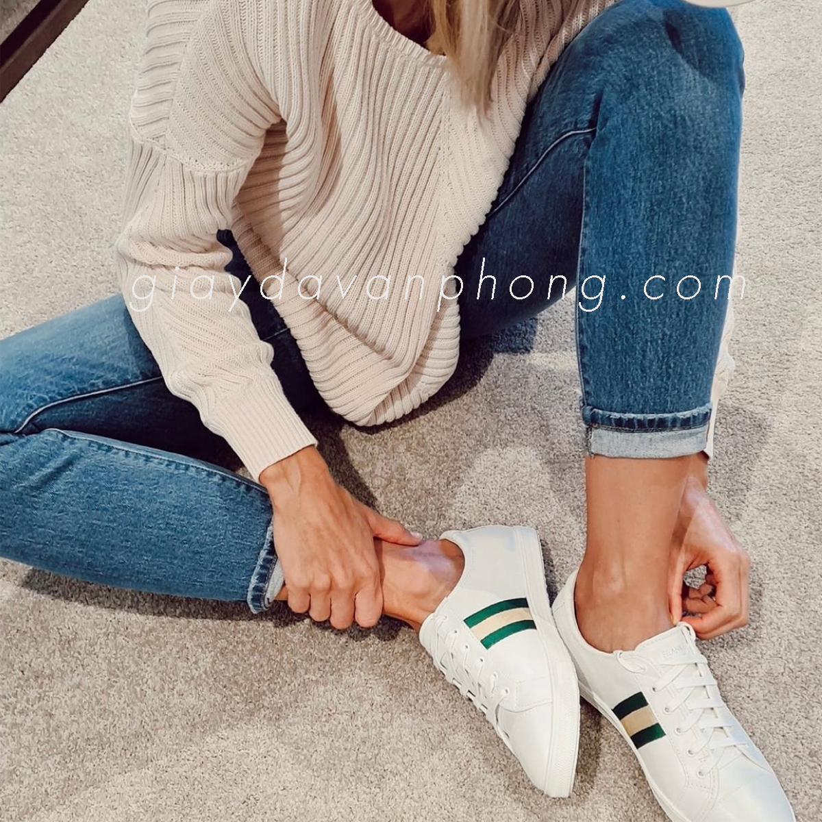 Giày thể thao màu trắng da thật nam nữ đều mang được - chuẩn xịn ÚC